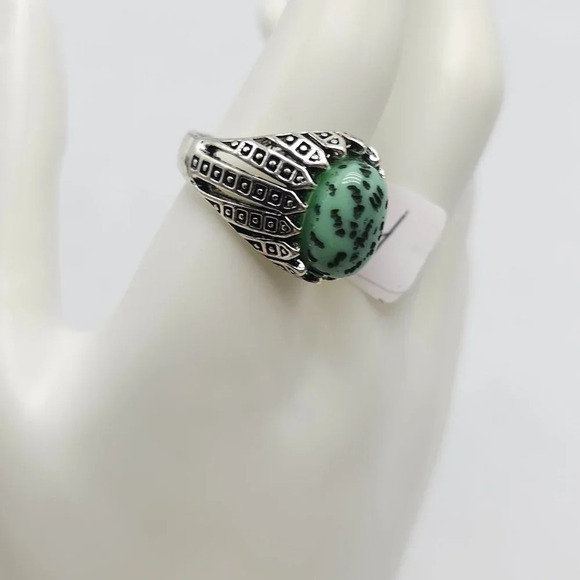 Blue Black Acrylic Dotted Cabochon Silver Tone Dome Ring Size 10.75 Vintage - Picture 2 of 4